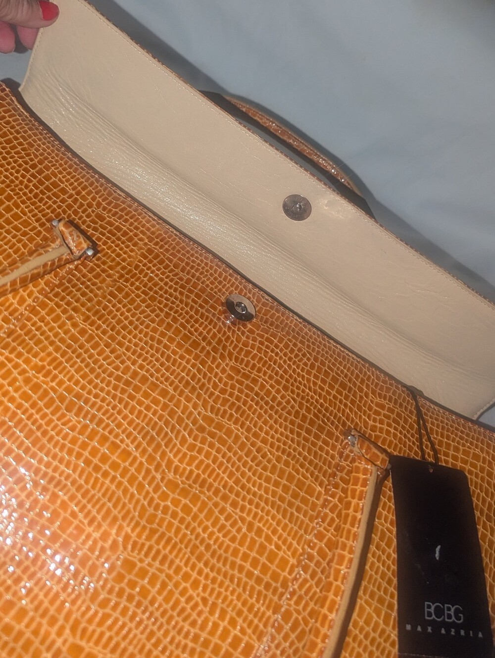 BCBGMaxAzria Amber Patent Lizard Embossed Italian Leather Satchel.NWT - Picture 9 of 14